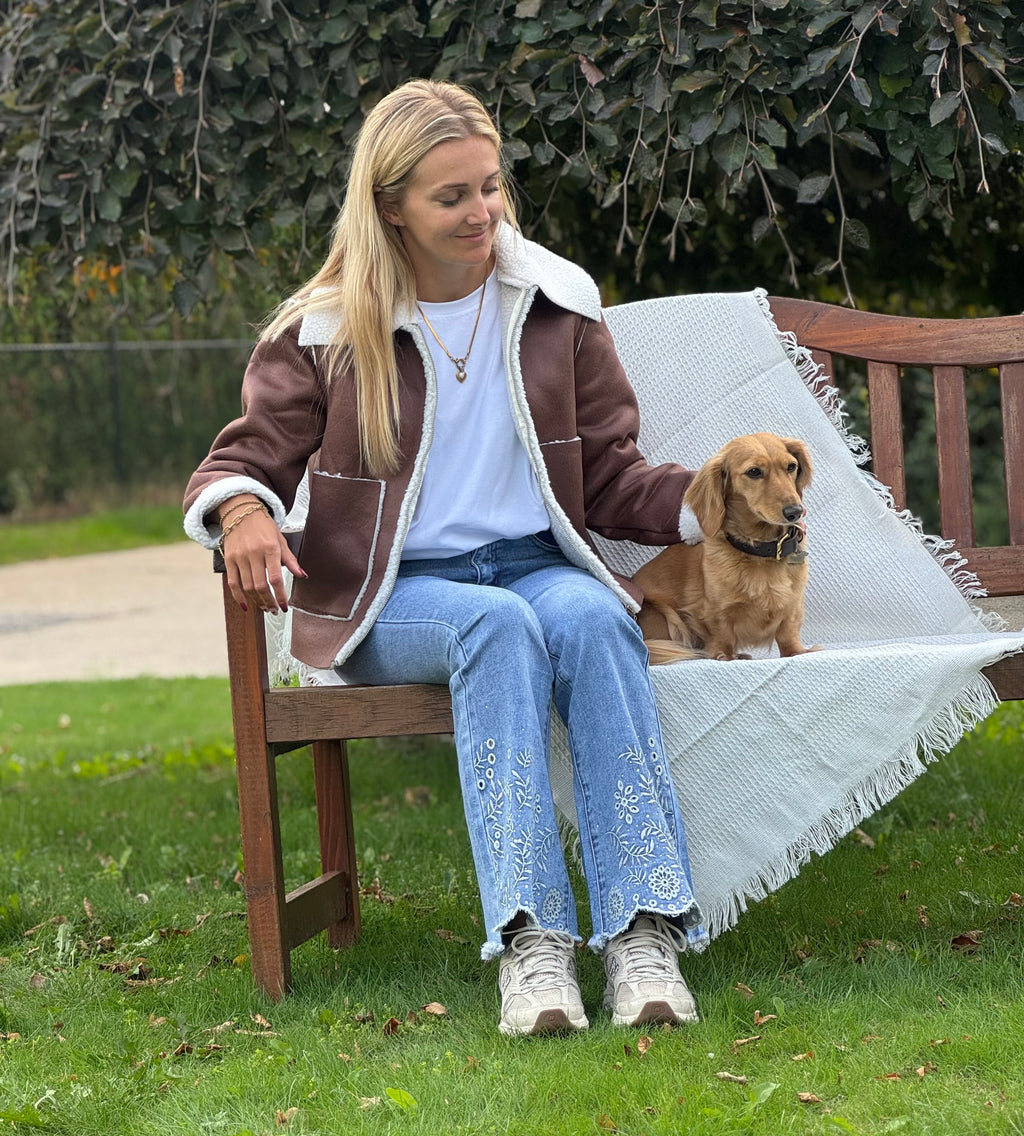 Uitlopende jeans met strass steentjes ✨