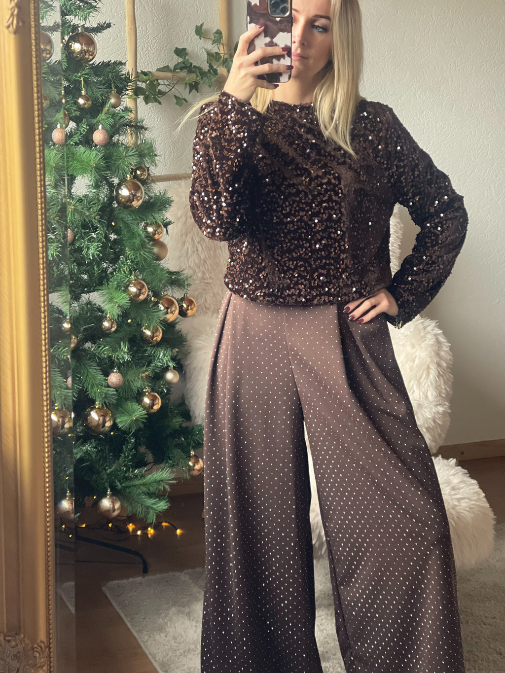 Seraphine Sequin Bow Top ✨